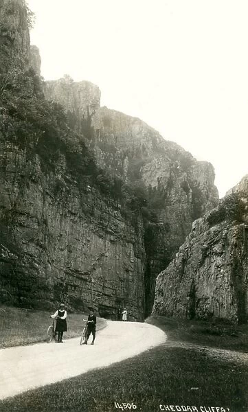Cheddar Cliffs