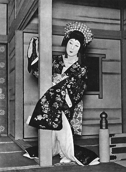 A Japanese actor plays a female role