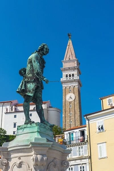 Church of St. George and Giuseppe Tartini statue, Tartinijev trg (Tartini Square), Old Town, Piran, Primorska, Slovenian Istria, Slovenia, Europe
