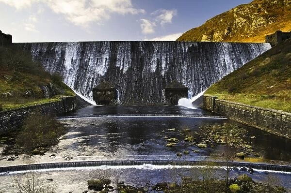 View of reservoir dam and overflow, Caban Coch, Garreg Ddu Reservoir, Elan Valley, near Rhayader, Powys, Wales