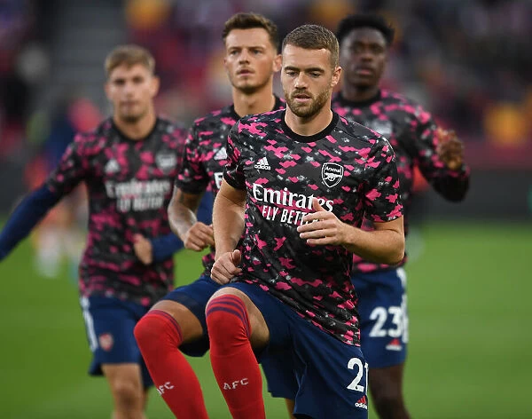 Arsenal's Calum Chambers Warming Up Ahead of Brentford Clash - Premier League 2021-22