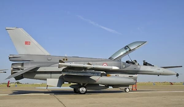 A Turkish Air Force F-16D Block 50 at the Izmir Air Show in Turkey