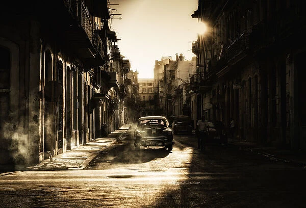 Mystic morning in Havana
