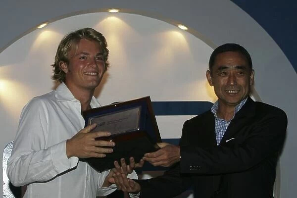 2005 GP2 Awards Ceremony Sakhir, Bahrain 28th-30th September 2005 Friday race 2 Nico Rosberg (D, ART Grand Prix) accepts his award for winning the 2005 GP2 drivers title. Copyright: GP2 Series Media Service ref: Digital Image Only