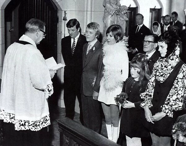 Cilla Black and Bobby Willis on their wedding day March 1969