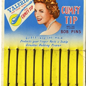 Valerie Cumfy Tip hair grips on a card