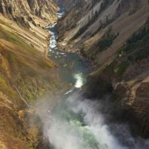 Brink of Lower Falls of Yellowstone River, Grand Canyon of the Yellowstone, Yellowstone National Park, UNESCO World Heritage Site, Wyoming, United States of America, North America