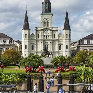 Old horse carts in front of Jackson Square and the St. Louis Cathedral, French quarter