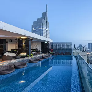 Asia, Vietnam, Ho Chi Minh City, Hotel pool (DM)