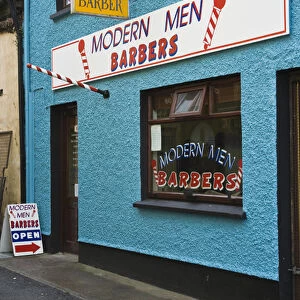 Ireland, Ennis. Modern Mens Barbershop