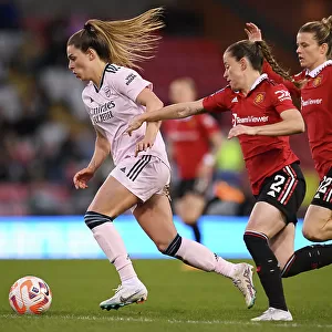 Arsenal vs Manchester United - Barclays Women's Super League Showdown: Gio Queiroz in Action