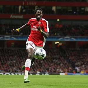 Arsenal's Adebayor Shines: 4-0 Crush of FC Porto in Champions League