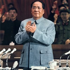 Mao Tse-Tung (Mao Zedong) 1893-1976, Chinese Communist leader. Mao addressing a meeting