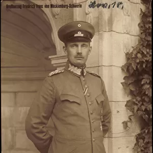 Ak Grand Duke Friedrich Franz von Mecklenburg Schwerin, Uniform (b / w photo)