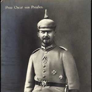 Ak Prince Oskar of Prussia with pimple hood, Liersch 7372 (b / w photo)