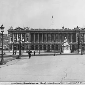 Place de la Concorde, Ministere de la Marine, 1932 (b / w photo)