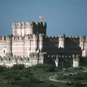 View of the castle, built c. 1453 (photo)