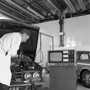 Laycock Auto Analyser 600 being used on an early 1970s Rover V8, 1972