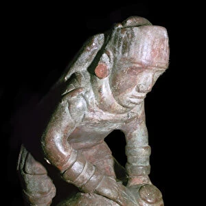 Native American male pottery figure, 9th-15th century