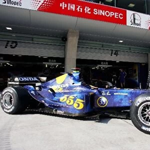 Formula One World Championship: The 555 livery for Anthony Davidson BAR 006 Test Driver